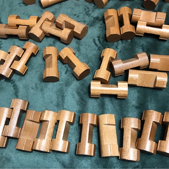 The Original Lincoln Logs Lake Union Lodge By K’nex Hasbro Toys Missing Parts - Picture 3 of 13